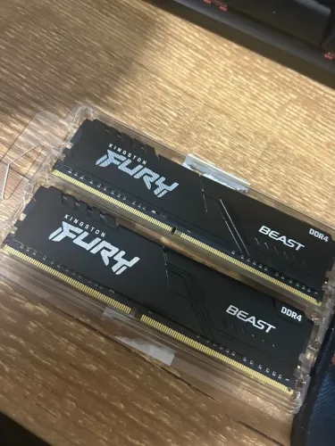 Kit de ram DDR4 16Gb Kingston Fury 3600 Mhz ( nao faço envio )