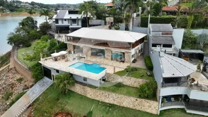 casa em condomínio fechado igaratá