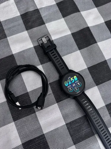 Garmin Forerunner 165 Music AMOLED - Estado de Novo