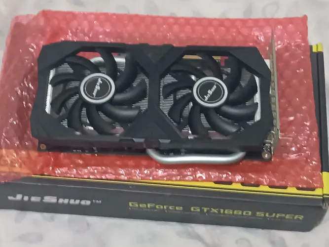 Placa de video GTX 1660 SUPER