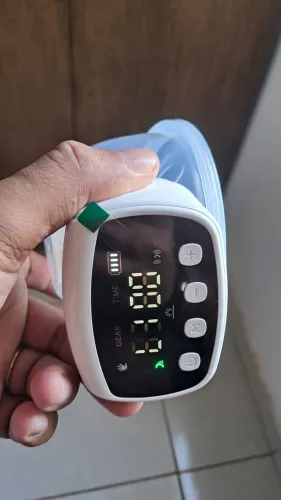 Vendo bomba de tirar leite eletrônica
