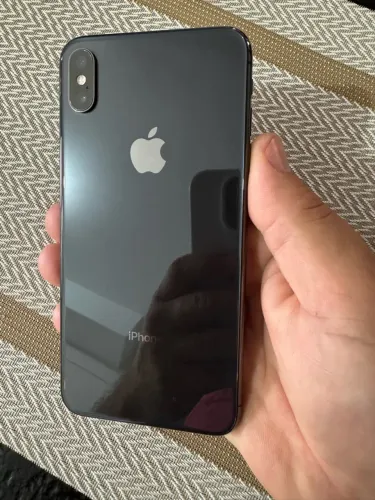 Vendo IPhone XS MAX Muito novo