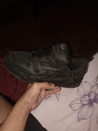ADIDAS 2000 NOVO
