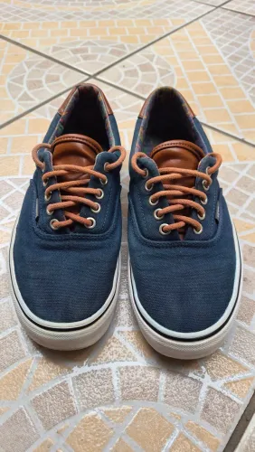 Tênis Vans Original (Tamanho 38) - excelente estado de conservação 