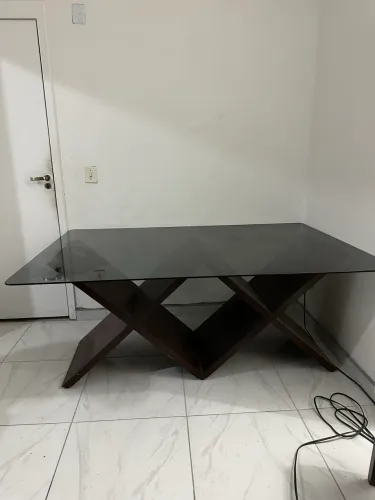 Mesa de Centro Luxo em Madeira e Vidro Fumê