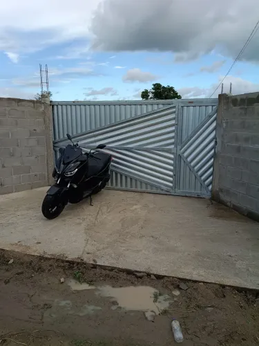 Vendo moto de garagem XMAX 250