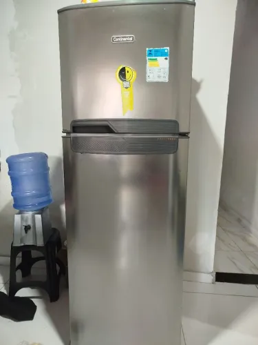 Geladeira Frost Free continental 