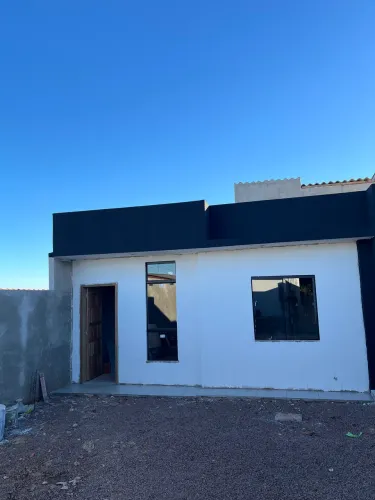Casa com 03 quartos por apenas R$ 300 mil
