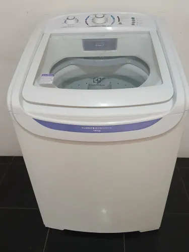 Máquina de Lavar Roupas Eletrolux 15 kilos Turbo Economia