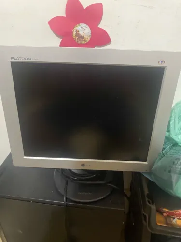 Vendo Monitor LG Flatron