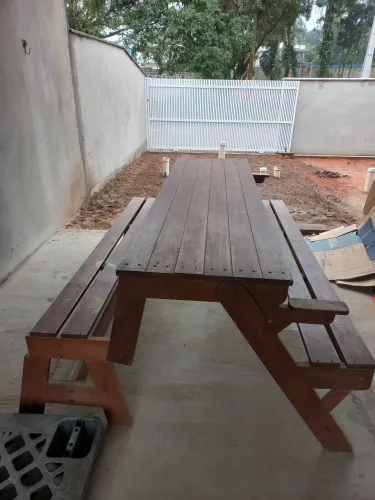 Mesa que virá banco