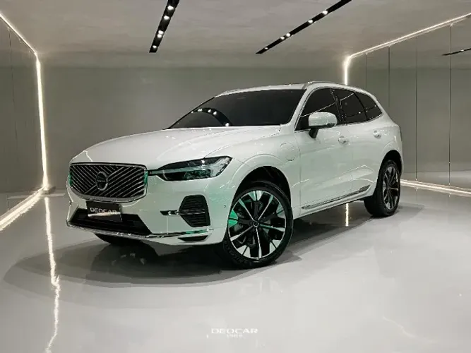 Volvo XC-60 T-8 Ultra 2.0 AWD (híbrido) 2026