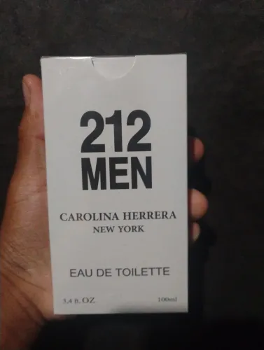 Vende-se perfume masculino 212 Men , produto bem embalado e de qualidade