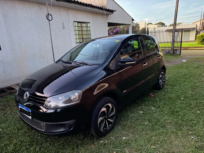 Volkswagen Fox 1.0 MI Total Flex 8V 5P 2011