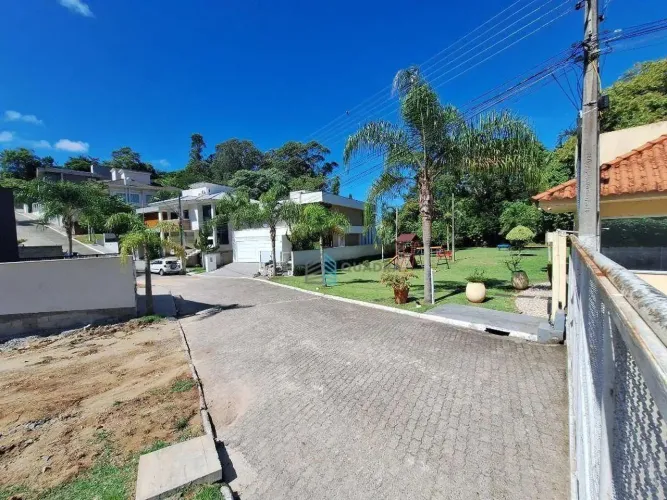 Terreno à Venda em Condomínio Fechado no bairro Saco Grande, Florianópolis !!