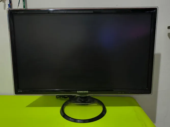 LEIA A DESCRIÇÃO - Vendo Monitor Samsung 27"