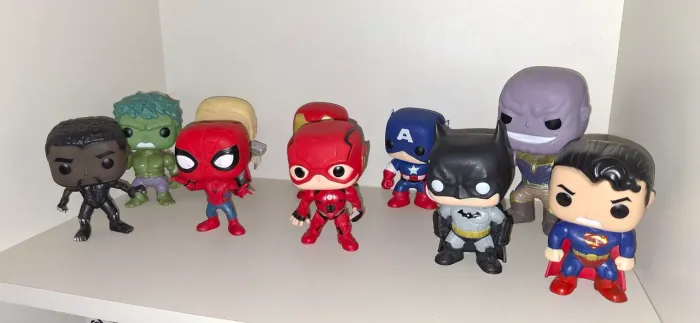 Bonecos funko pop super-heróis 