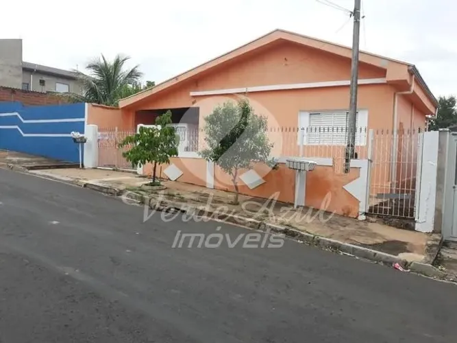 Casa com 3 dormitórios á venda em Sumaré