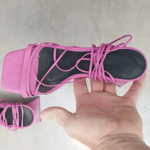 SAPATO ROSA 