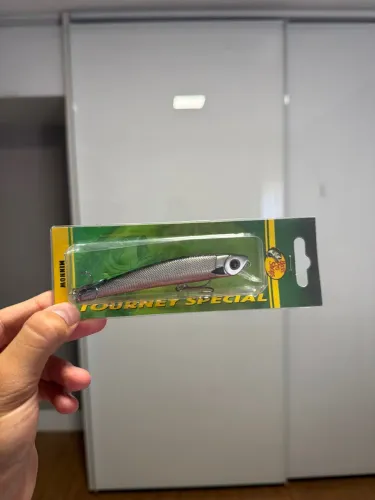Isca artificial Bass Pro Shops