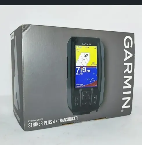 Gps Sonar Para Pesca Garmin Striker Plus 4 C/ Transducer Preto