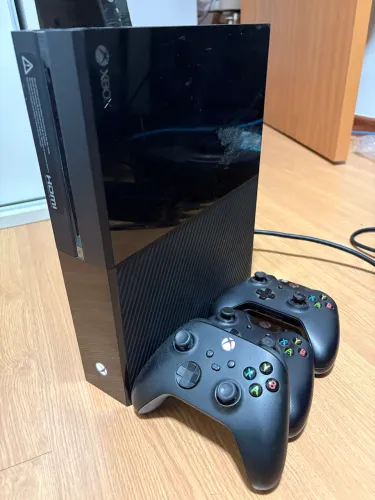 Xbox One Slim Preto