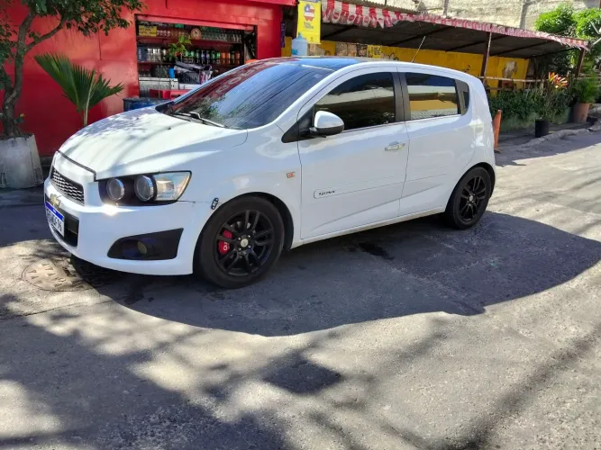 Chevrolet Sonic HB LTZ 1.6 16V Flexpower 5P Aut. 2012