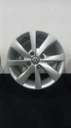 Rodas aro 14 semi novas originais VW