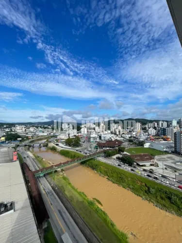 Apartamento TODO MOBILIADO a venda no Bairro centro em Brusque. Residencial Solarium. Apar