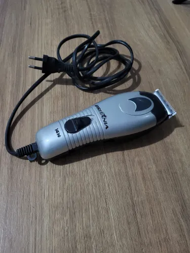 Maquina de cortar cabelo elétrico