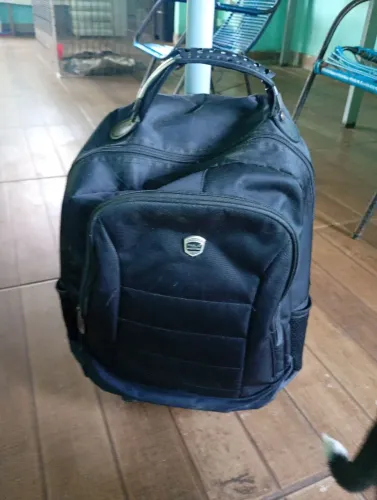 Mochila com rodinhas 