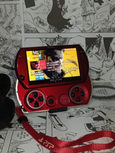 Console PSP Go Vermelho + Lotado de Jogos + Case + Carregador
