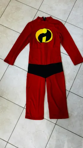 Fantasia Os Incríveis infantil