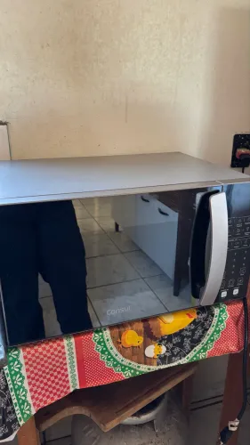 Vende-se Micro ondas Cônsul 32L