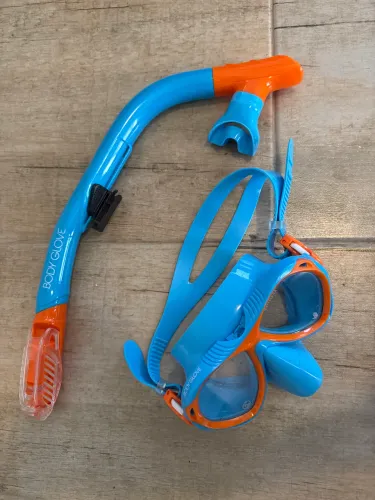 Kit snorkel infantil c/ sacola e vidro temperado