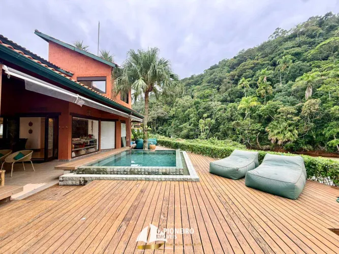 Casa de Condomínio com 5 quartos, Engenho, São Sebastião - R$ 12.9 mi, Cod: 3932