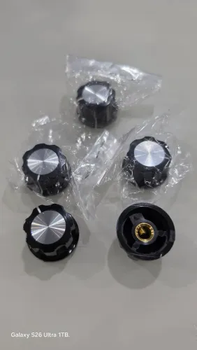 Kit 5 Knobs novos
