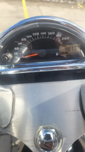 Vendo Suzuki Boulevard M1500 ano 2014