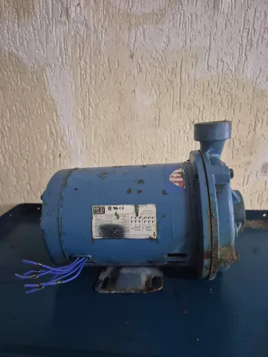 Motobomba Centrífuga Mark Grundfos 1,5 CV Trifásica (Motor WEG)