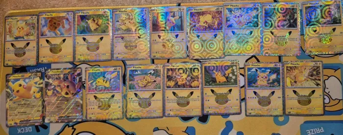 Cartas pokémon - Pikachu 30 anos