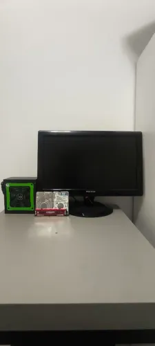 Kit de Peças para PC - Monitor + HDs + RAM DDR4 + Fonte