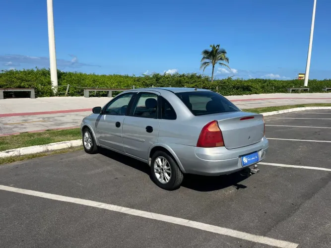 Chevrolet Corsa Sedan 1.0 MPFI 8V 71cv 4P 2002