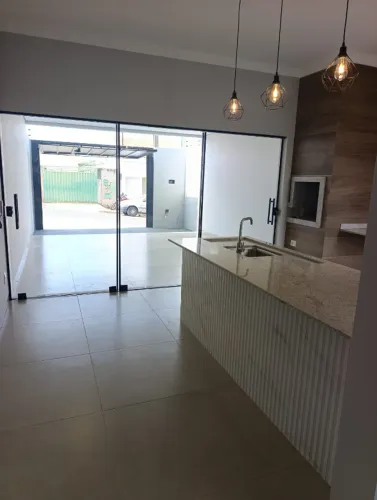 Casa nova à venda, em Catanduva. Aceita financiamento