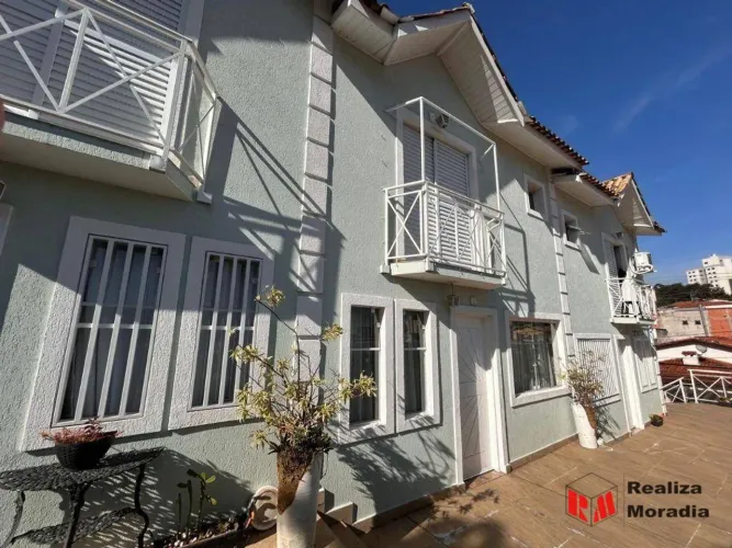 Condomínio Residencial Vila Monterrey - 3 dormitórios - 1 suíte e 2 vagas - Butantã