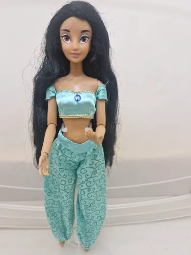 Boneca  clássica Jasmine oficial Disney Store - rara