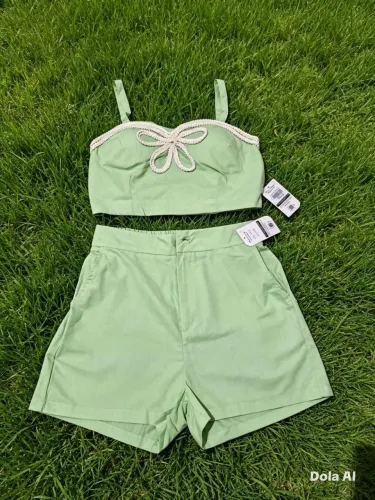 Conjunto cropped e short verde