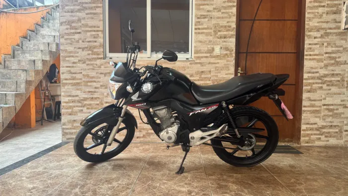 VENDE-SE UMA LINDA CG HONDA FAN 160 FLEX ANO 2019/2019