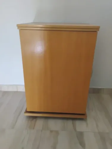 Maquina de Costura Reta com Gabinete Singer