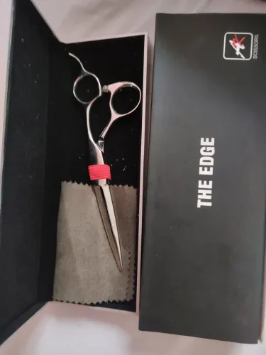 Vendo tesoura para cabeleireiro