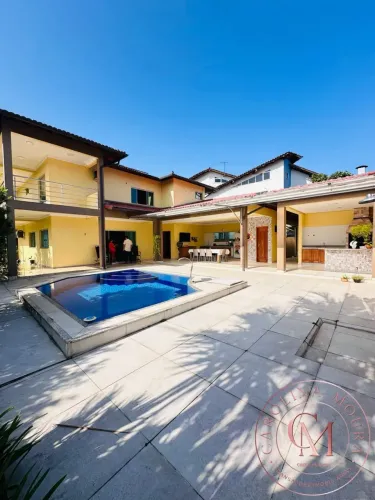 Condomínio Greenville II - Casa com 4 suítes, piscina.